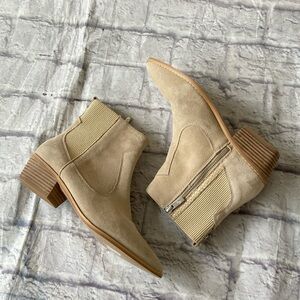 Donald Pliner Tan Ankle Booties